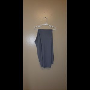 Lularoe Tall and Curvy (light gray)